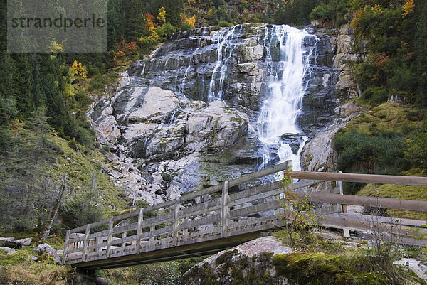 Grawa Wasserfall im Stubaital  Tirol  Österreich