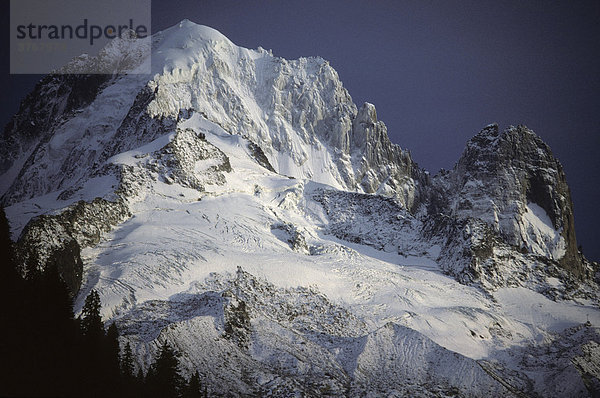 Aiguille Verte und Aiguille des Drus  Montblanc-Gebiet  Chamonix  Frankreich