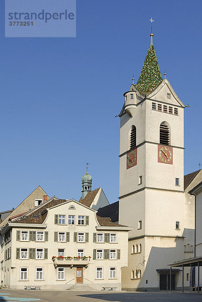 Wil - Stadtkirche und Marktplatz - Kanton Sankt Gallen  Schweiz  Europa.