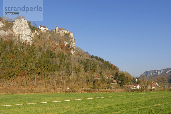 Donautal - Burg Werenwag   Baden-Württemberg  Deutschland  Europa.