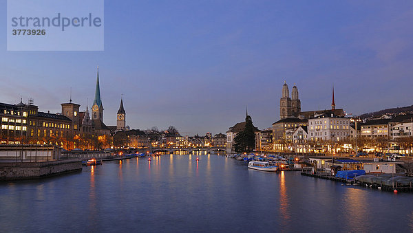 Zürich - Limmatquai im Abendlicht - Schweiz  Europa.