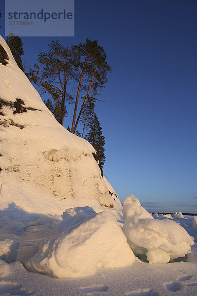 Winterlandschaft. Weißes Meer  Republik Karelien  Russland