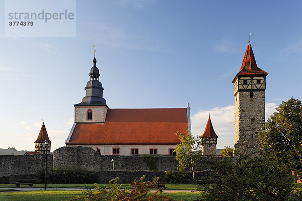 Kirchenburg in Ostheim vor der Rhön  Rhön-Grabfeld  Unterfranken  Bayern
