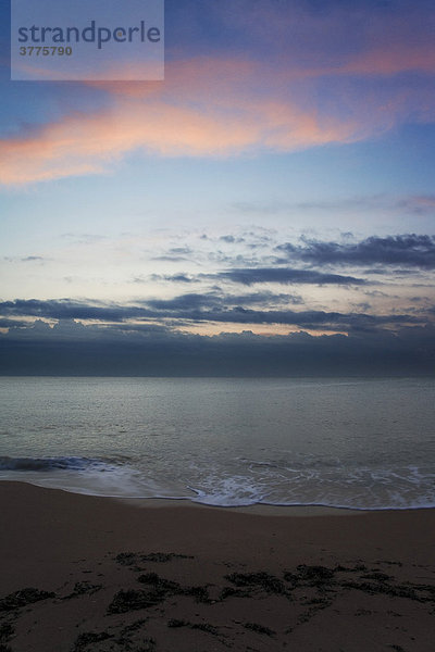 Morgenstimmung am Strand von Peniscola  Costa Azahar  Spanien  Europa