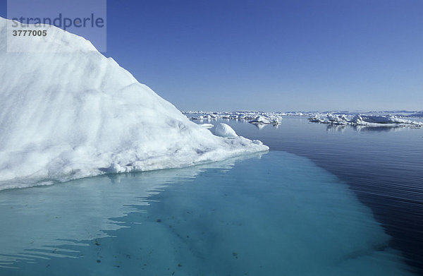 Eisberge  Spitzbergen  Svalbard  Arktis  Norwegen