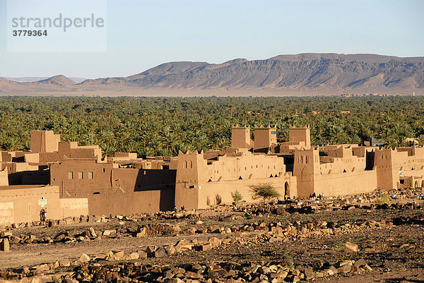 Traditionelle Kasbah Zagora Vallee du Draa Marokko