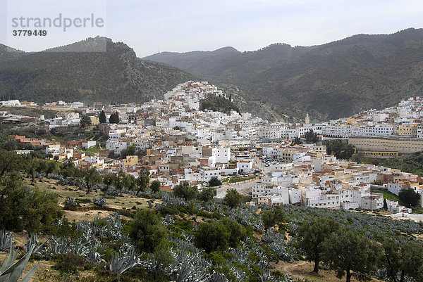 Blick auf die alte Stadt Moulai Idriss Marokko