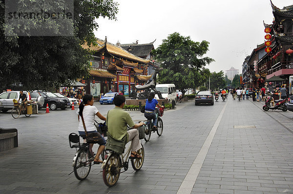 Straßenszene  Chengdu  Sichuan  China