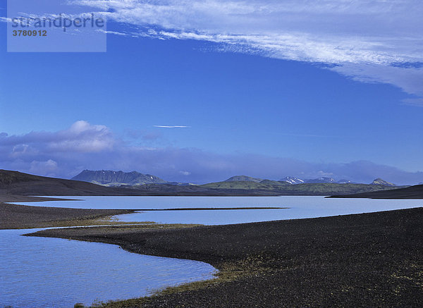 Blick vom Ljotipollur Vulkan  Landmannalaugar  Island