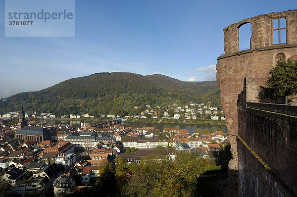 Blick vom Schloss auf Altstadt Heidelberg Baden-Württemberg Deutschland