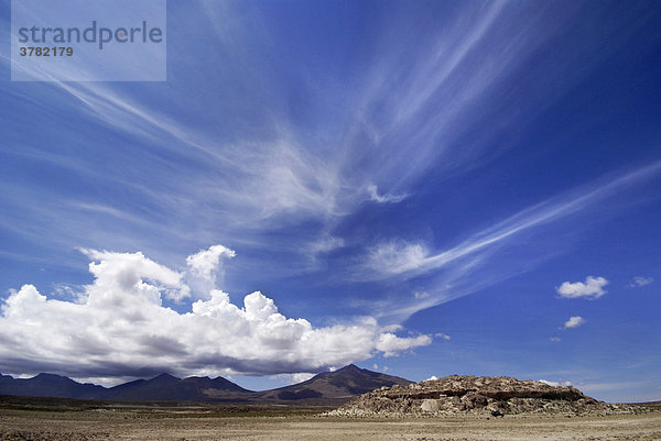 Landschaft im Hochland von Uyuni  Bolivien