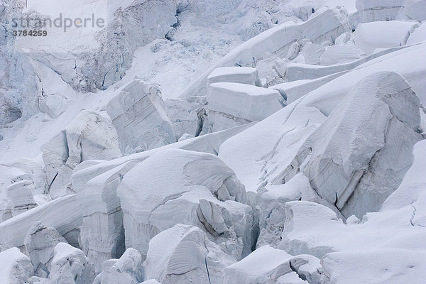 Ausblick von der Station Eismeer  Jungfraubahn im Berner Oberland  Alpen  Schweiz