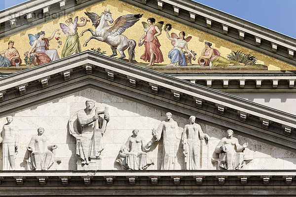 Nationaltheater  Max-Joseph-Platz  München  Bayern