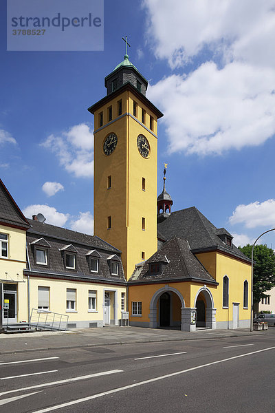 Kirche  Frechen  Nordrhein-Westfalen  Deutschland  Europa