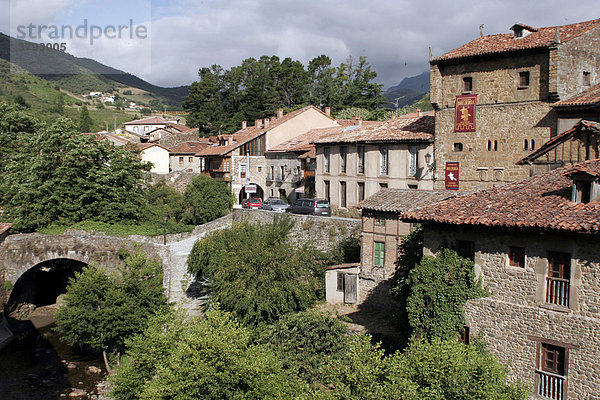 Romantisches Dorf Potes Spanien