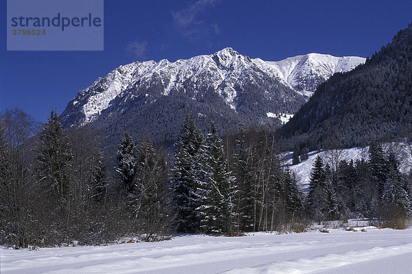 'Verschneite Gebirgslandschaft am Rubihorn