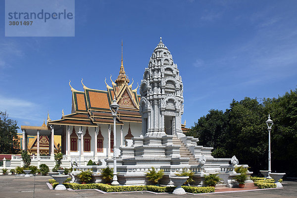 Kambodscha  Phnom Penh  Königspalast  Silber Pagode buddhistischer Tempel