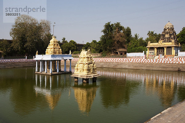 Indien  Tamil Nadu  Kanchipuram  großen Tank des Varadaraja Perumal Tempel
