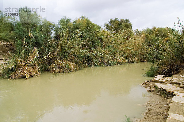 Jordanien Jordantal Stelle der Taufe Christi der Fluss Jordan