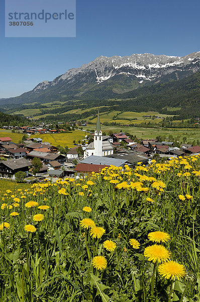 Ellmau am Wilden Kaiser Tirol Österreich Pfarrkirche St. Michael