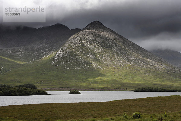 Lough Inagh  Connemara  Galway  Irland