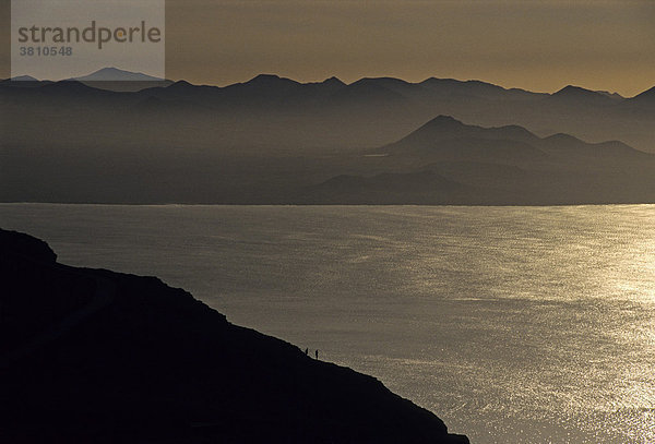 Sonnenuntergang über dem Meer  Insel Lanzarote  Kanarische Inseln  Spanien  Europa Lanzarote