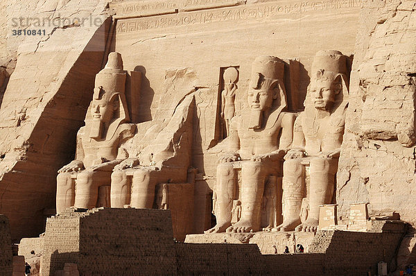 Großer Felsentempel von Abu Simbel  Nubien  Ägypten  Afrika