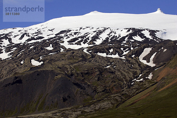 Erkaltete Lavaströme am Snaefellsjökull-Gletscherberg im Snaefellsjökull-Nationalpark auf der Insel Island - Europa  Island
