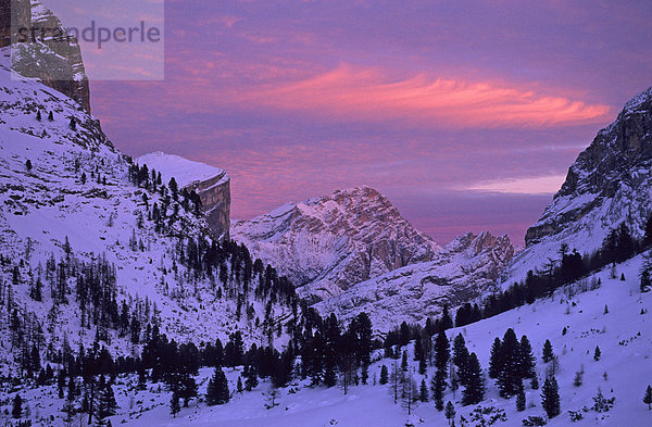 Sonnenuntergang über dem Monte Cristallo Südtirol Dolomiten Italien