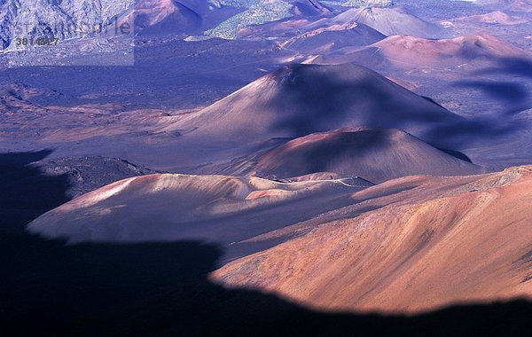 Aschenkegel in der Caldera des erloschenen Vulkans Haleakala  Maui  Hawaii  USA
