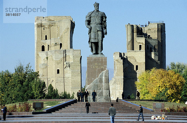 Statue von Timur Leng (Tamerlan) in Shaxrisabs (Kesh)  Usbekistan