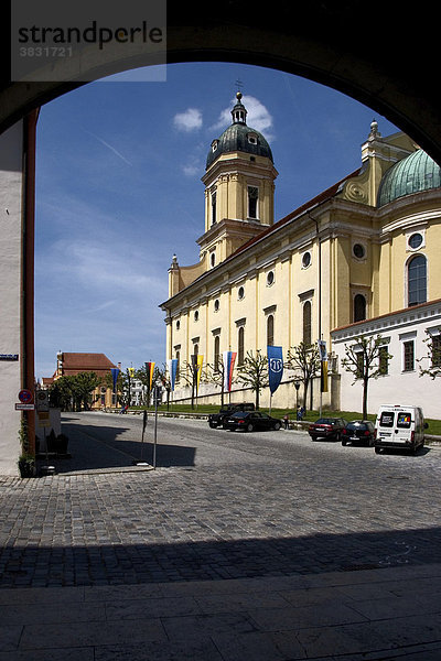 Neuburg an der Donau  Schlosshof