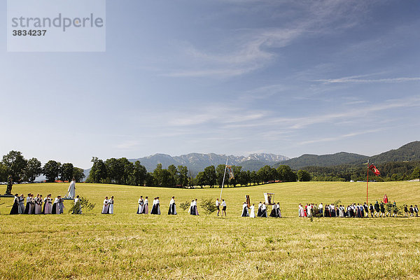 Fronleichnamsprozession in Wackersberg   Isarwinkel   Oberbayern