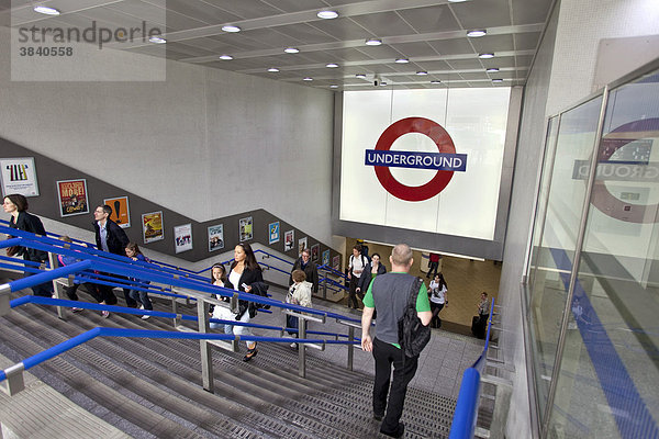 Eingang einer Underground Station  London  Großbritannien  Europa