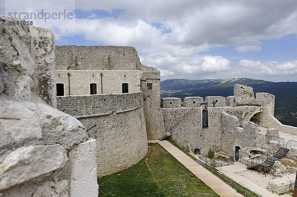 Castello  Burg  normannische Kreuzritterburg  Monte Sant'Angelo  Gargano  Provinz Foggia  Apulien oder Puglia  Italien  Europa