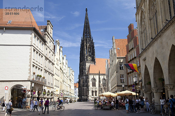 Prinzipalmarkt  Markt- und Stadtkirche St. Lamberti  Stadt Münster  Münsterland  Nordrhein-Westfalen  Deutschland  Europa