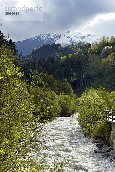 Lieser Fluss bei Eisentratten  Liesertal  Kärnten  Österreich  Europa