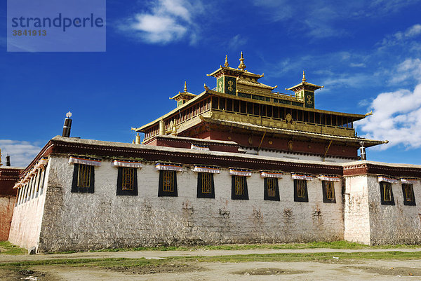 Zentraler Tempel  Kloster Samye nahe Lhasa  Tibet  China  Asien
