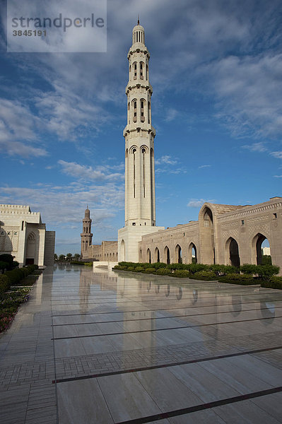Minarett der Sultan Quaboos Grand Mosque  Capital Area  Oman  Naher Osten