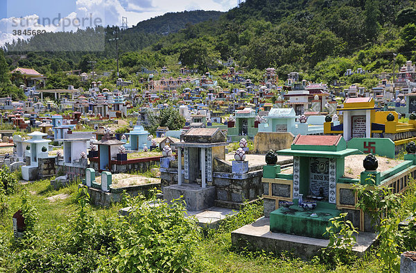Friedhof  Vietnam  Südostasien