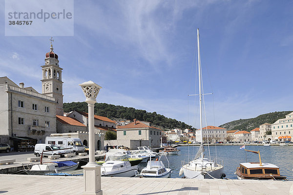 Hafen von Pucisca  Insel Brac  Kroatien  Europa