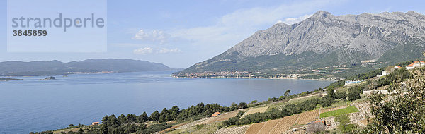 Blick in die Bucht von Orebic  Peljesac Halbinsel  Kroatien  Europa