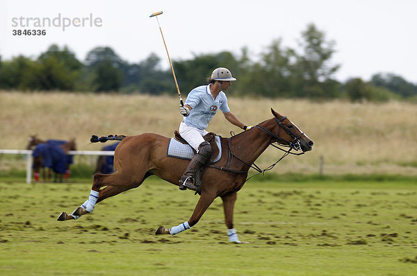 Cesar Ruiz-GuiÒazu vom Team Hacker Pschorr  Polo  Polospieler  Poloturnier  Berenberg High Goal Trophy 2009  Thann  Holzkirchen  Oberbayern  Bayern  Deutschland  Europa