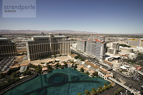 Aussicht vom Eiffelturm des Hotel Paris in Las Vegas  Nevada  USA
