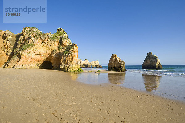 Praia dos Tres Irmaos Strand  Alvor  Algarve  Portugal  Europa