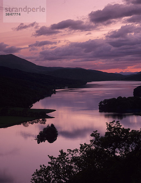Aussicht vom Queen's View auf Loch Tummel  Tayside Region  Schottland  Großbritannien  Europa