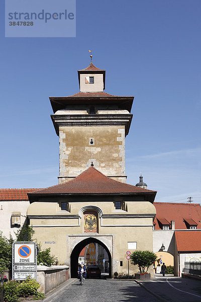 Reimlinger Tor  Nördlingen  Schwaben  Bayern  Deutschland  Europa