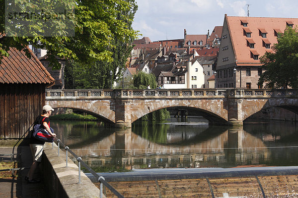 Maxbrücke über Pegnitz  Nürnberg  Mittelfranken  Franken  Bayern  Deutschland  Europa
