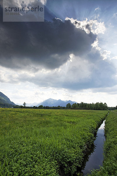 Bach  Landschaft  Achental  Chiemgau  Oberbayern  Deutschland  Europa