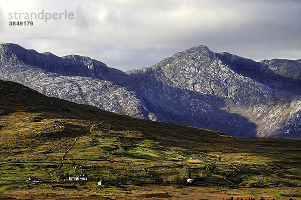 Maumturk Berge  Connemara  County Galway  Republik Irland  Europa